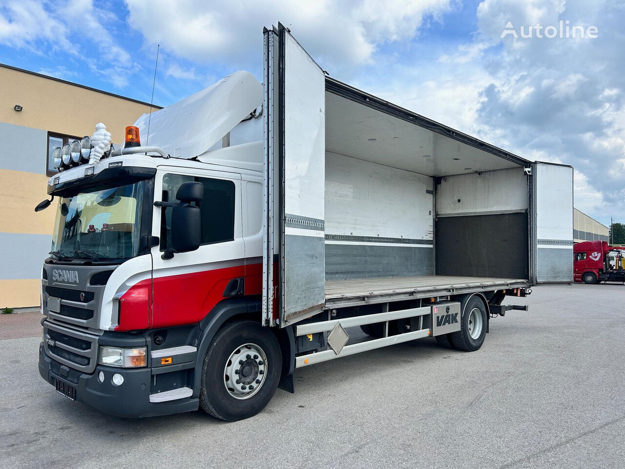 Scania P250 4X2 EURO 6 + BOX HEATING + SIDE OPENING BOX + FULL AIR box truck