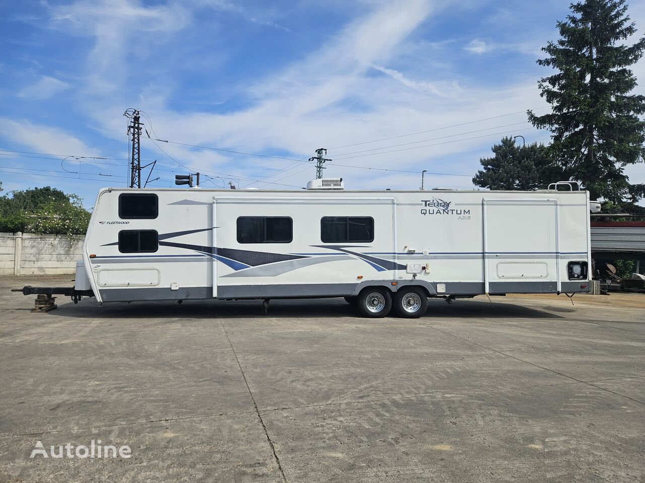 TERRY QUANTUM 13M LONG caravan trailer