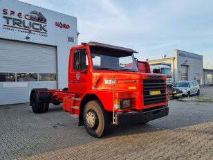 Scania 82M 210 chassis truck