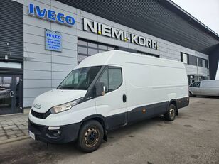 IVECO 35S15 closed box van