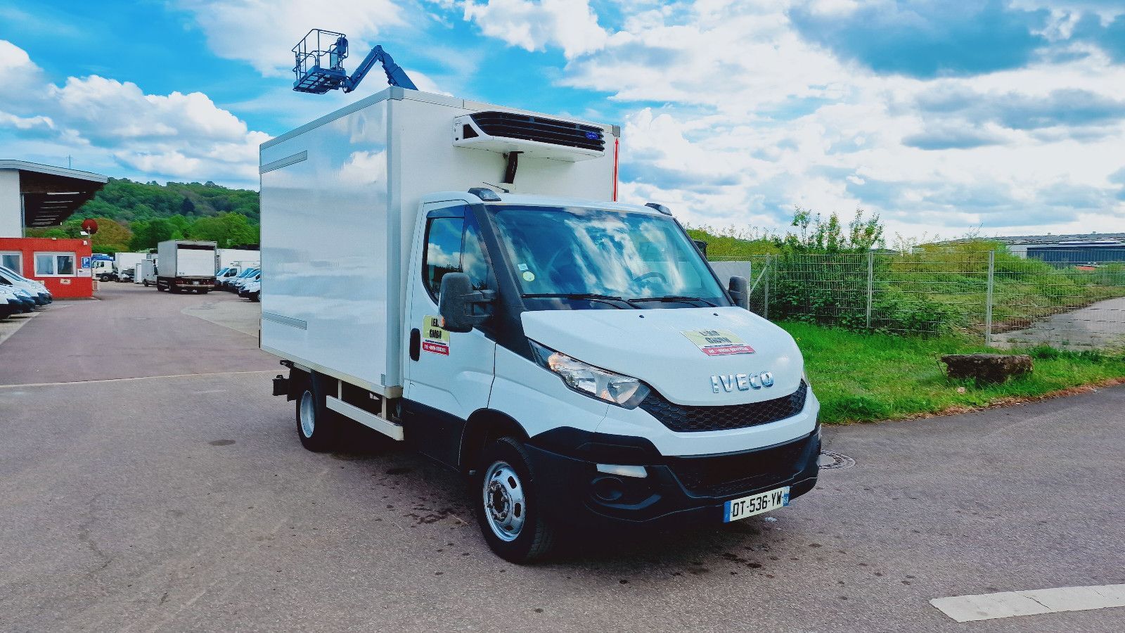 IVECO Daily 35C13 refrigerated truck < 3.5t