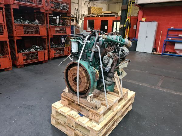 Perkins  1004 engine for Volvo D4A truck