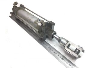 POLARTEKNIK B7R (01.06-) hydraulic cylinder for Volvo B7, B9, B12 bus (2005-) automobile