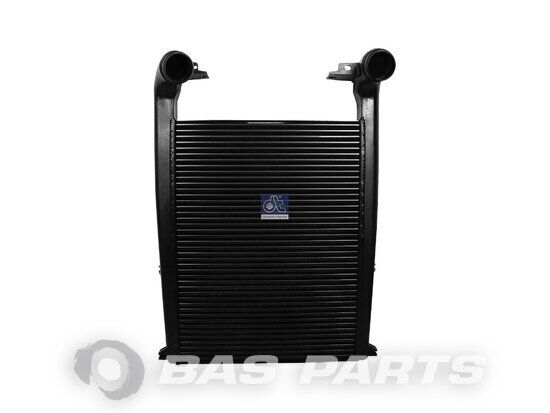 DT Spare Parts intercooler for truck