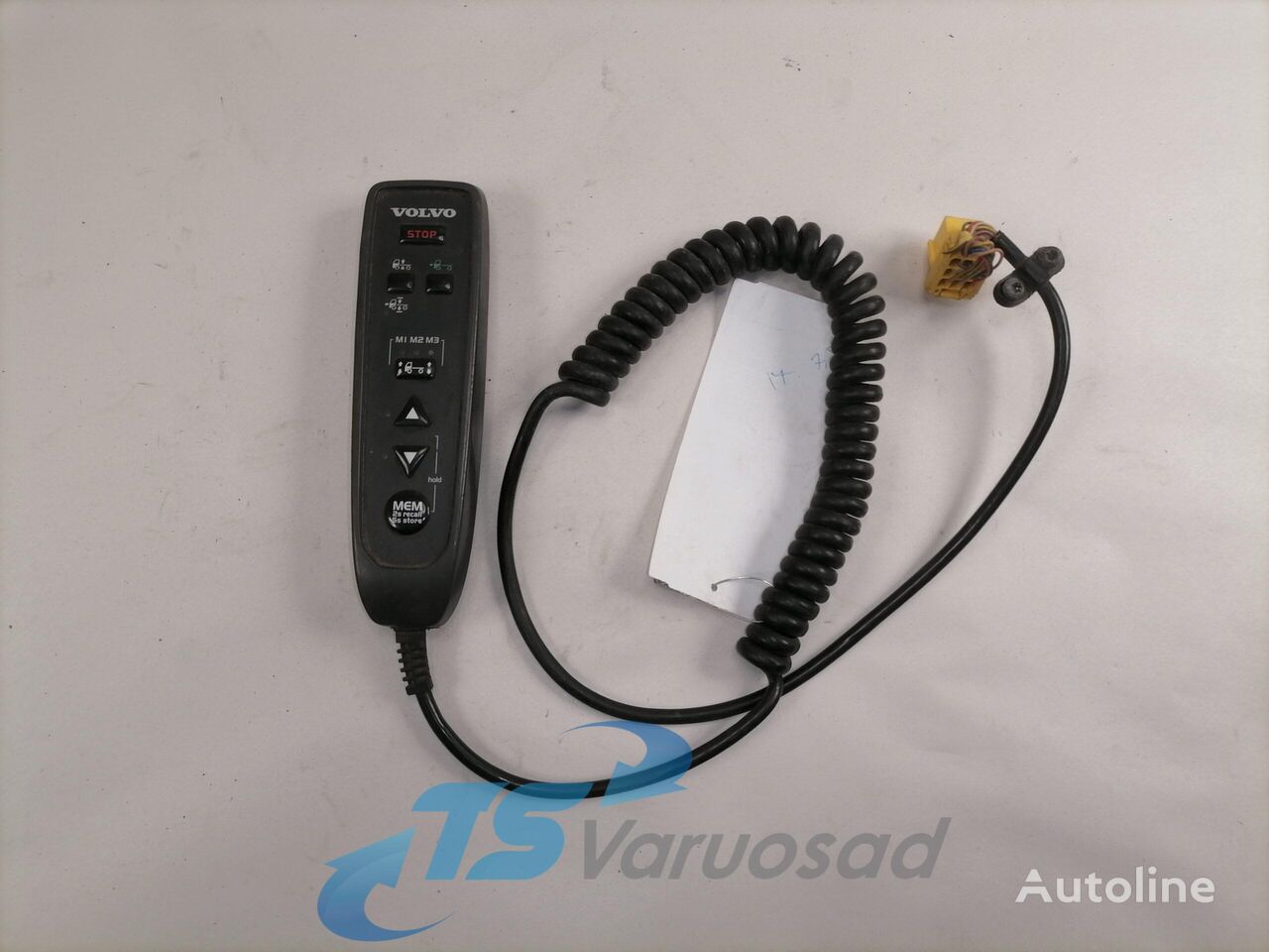 Volvo Suspension control 20883943 suspension remote control for Volvo FM-300 truck tractor