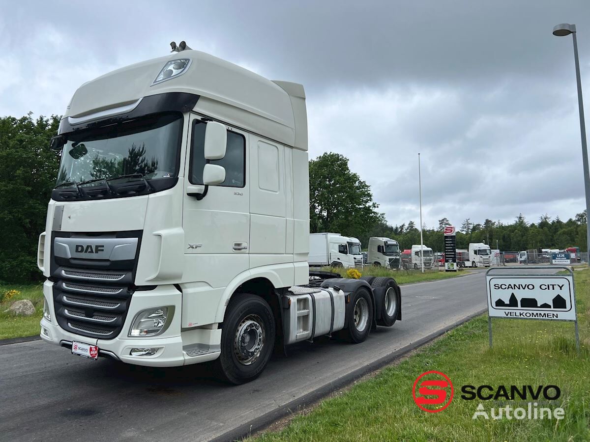 DAF XF 530 FTS 6x2 truck tractor